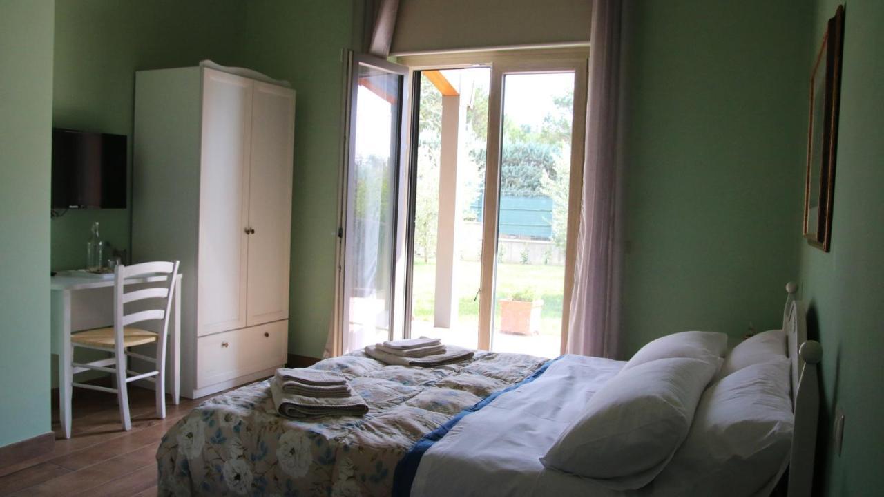 Bed and Breakfast Al Ginepro à Montecchio  Extérieur photo